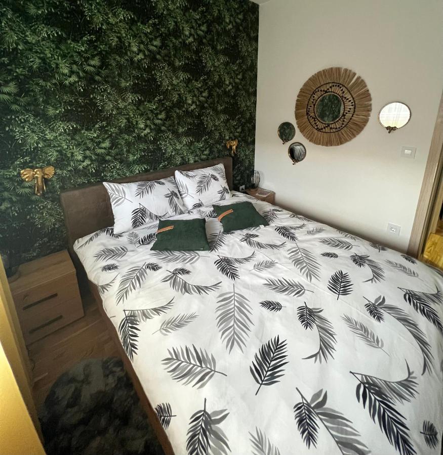 Jungle Lux Apartment Čačak Exterior foto